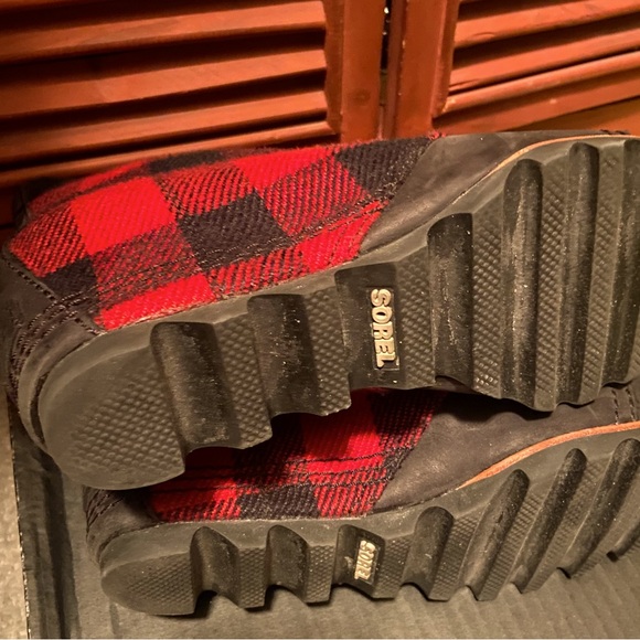 Sorel PDX Wedge Boot
Size 8.5
Red Buffalo Check Plaid - Picture 7 of 13